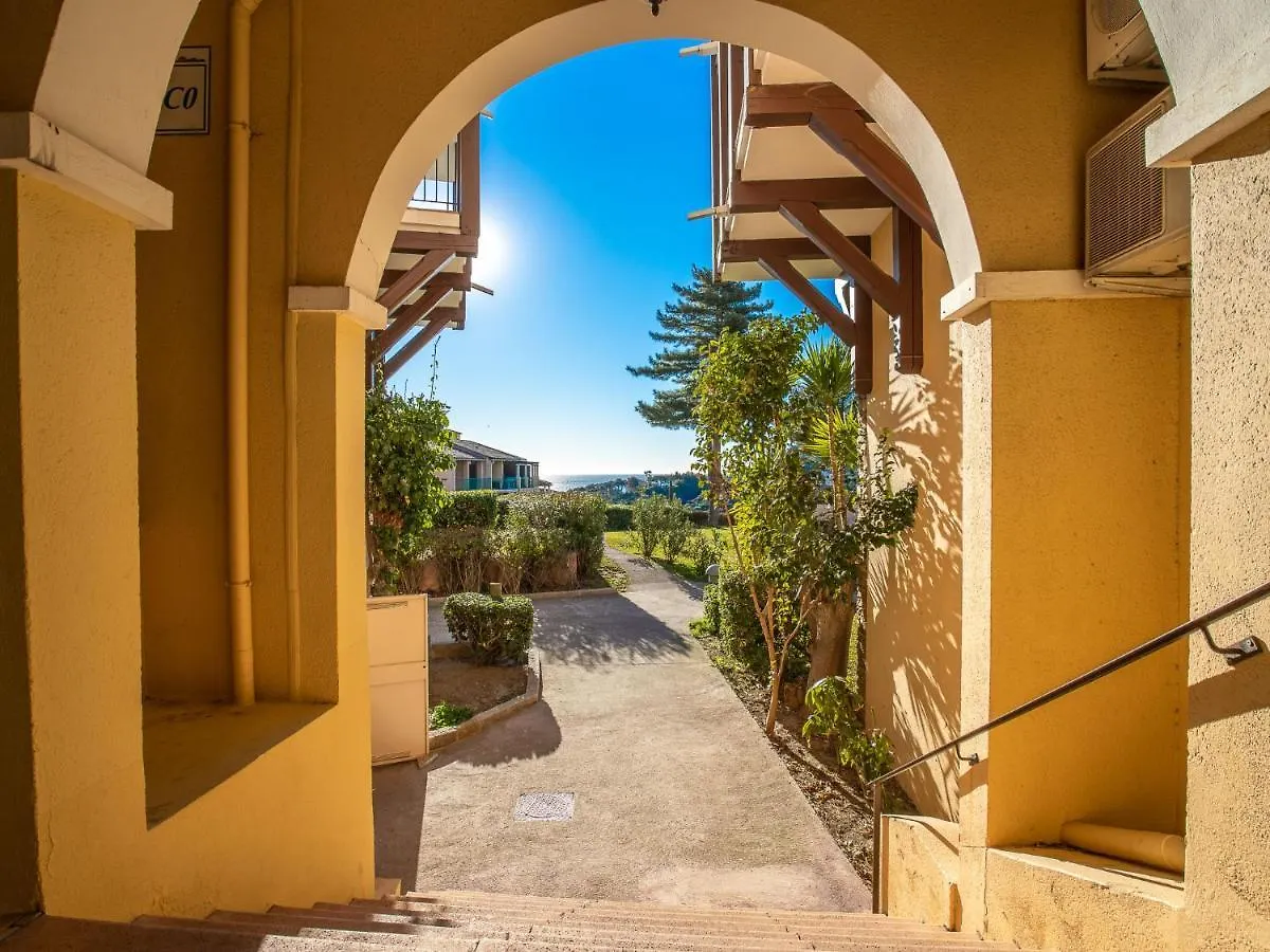 Saint-Raphaël Apartment Village Cap Esterel - L'Esquinade-97 By Interhome 0*,  צרפת