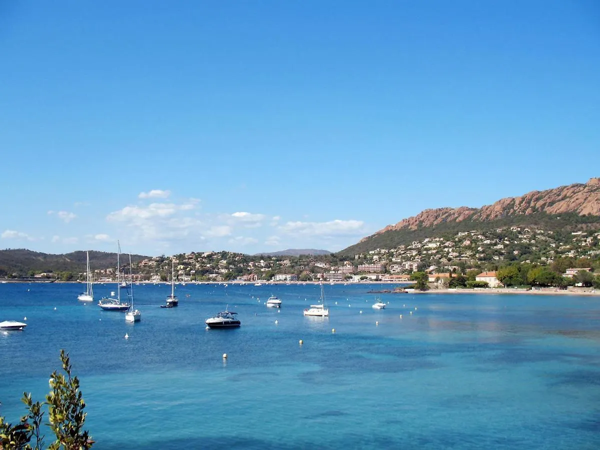 Saint-Raphaël Apartment Village Cap Esterel - L'Esquinade-97 By Interhome