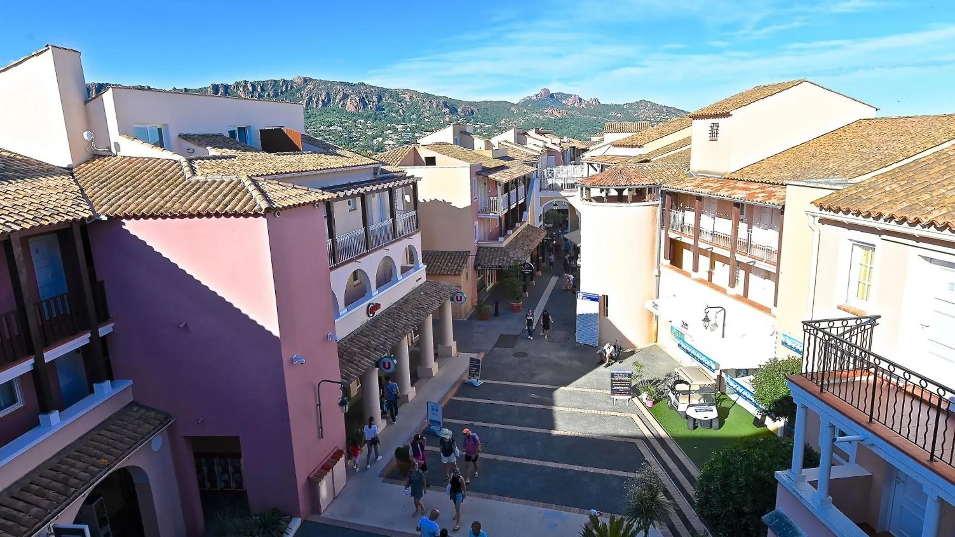 Saint-Raphaël Apartment Village Cap Esterel - L'Esquinade-97 By Interhome צרפת