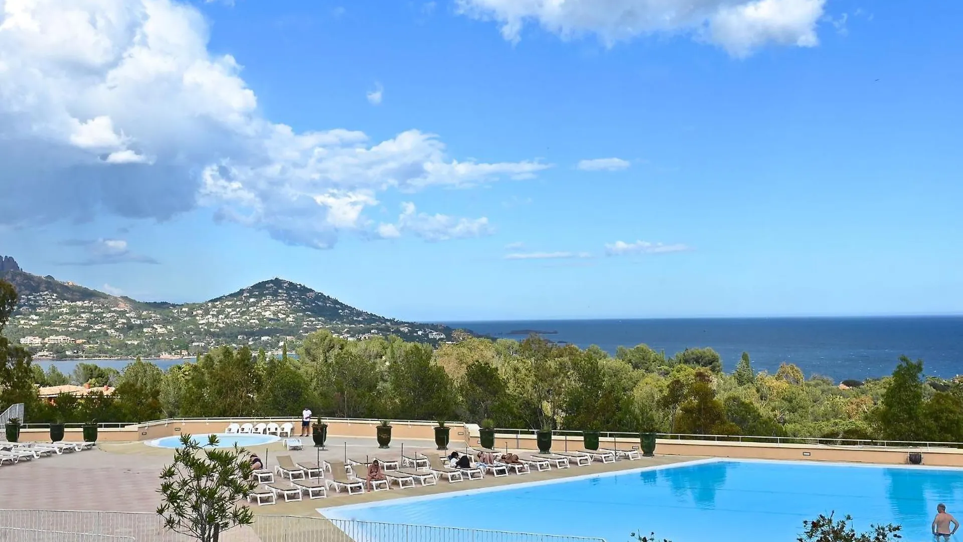 Saint-Raphaël Apartment Village Cap Esterel - L'Esquinade-97 By Interhome