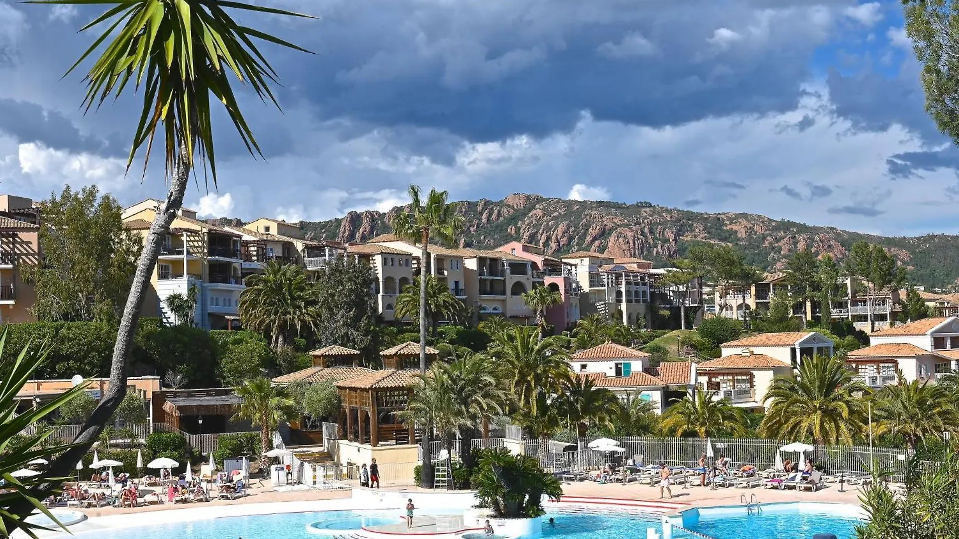 Saint-Raphaël Apartment Village Cap Esterel - L'Esquinade-97 By Interhome